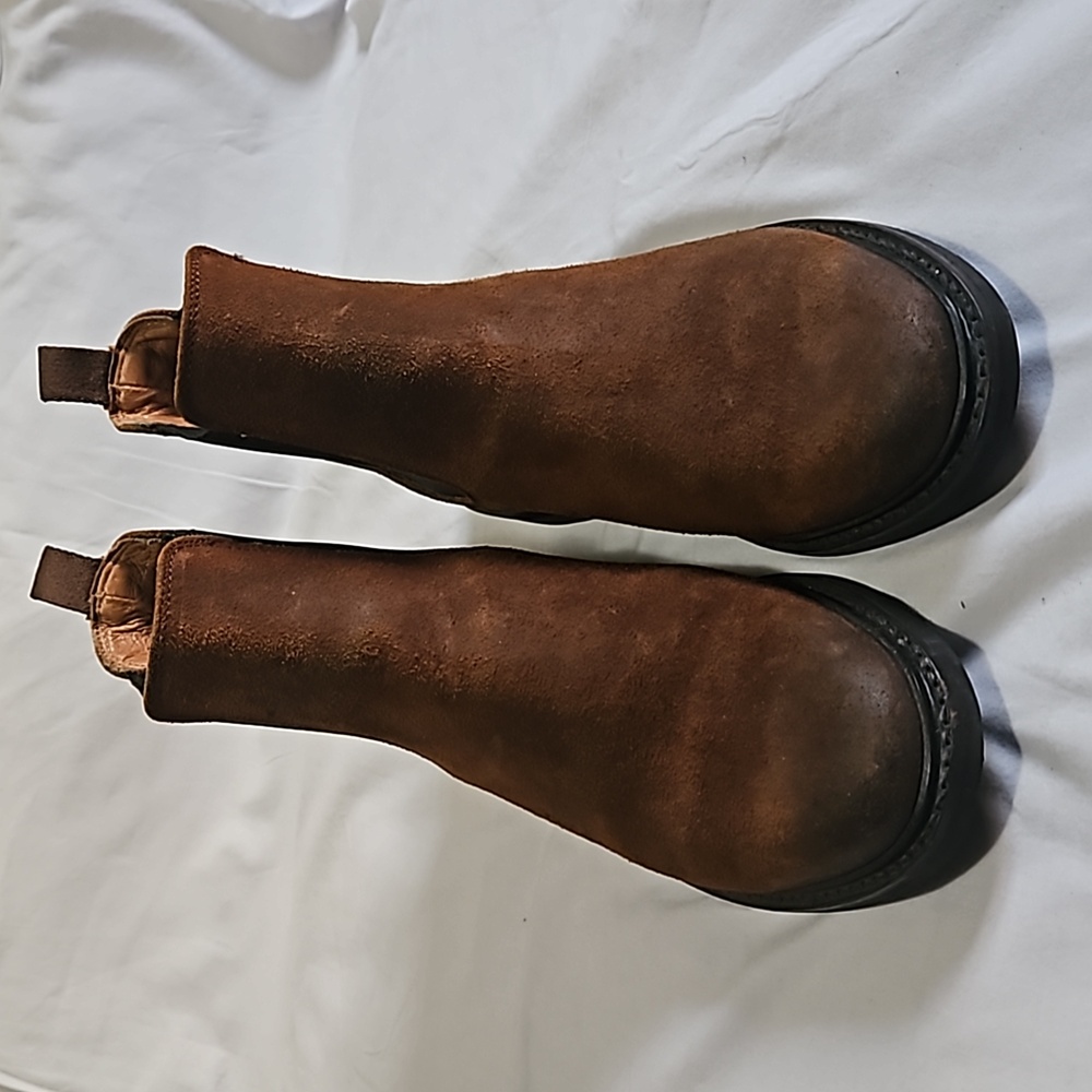 Frye chelsea boots.